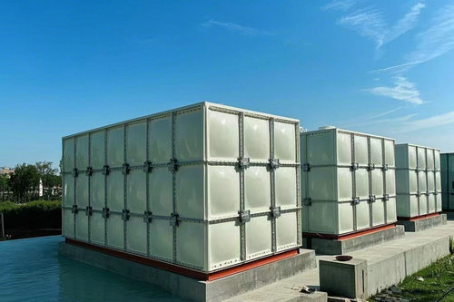 西安玻璃鋼水箱安裝到樓頂后如何進(jìn)行維護(hù)？